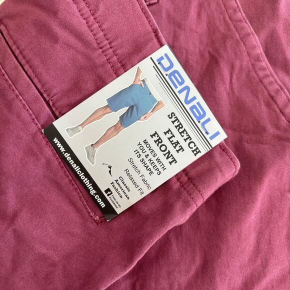 DENALI Men's Stretch Waist Flat Front Shorts Berry Red Size 34 NWT - Picture 3 of 4